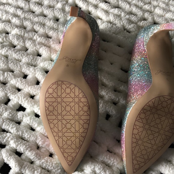 Badgley Mischka “Jewel”,pointed toe, stiletto heel.Rainbow glitter. Size 8. NWOT - Picture 2 of 7